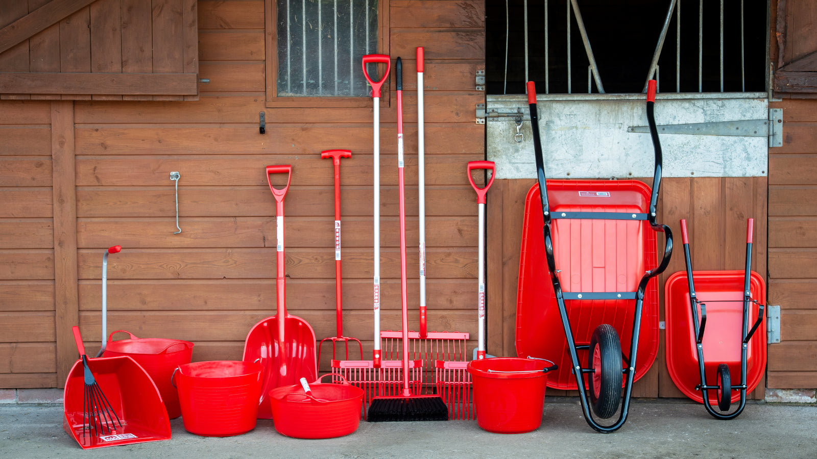 Horse Bedding, Stable & Yard Equipment