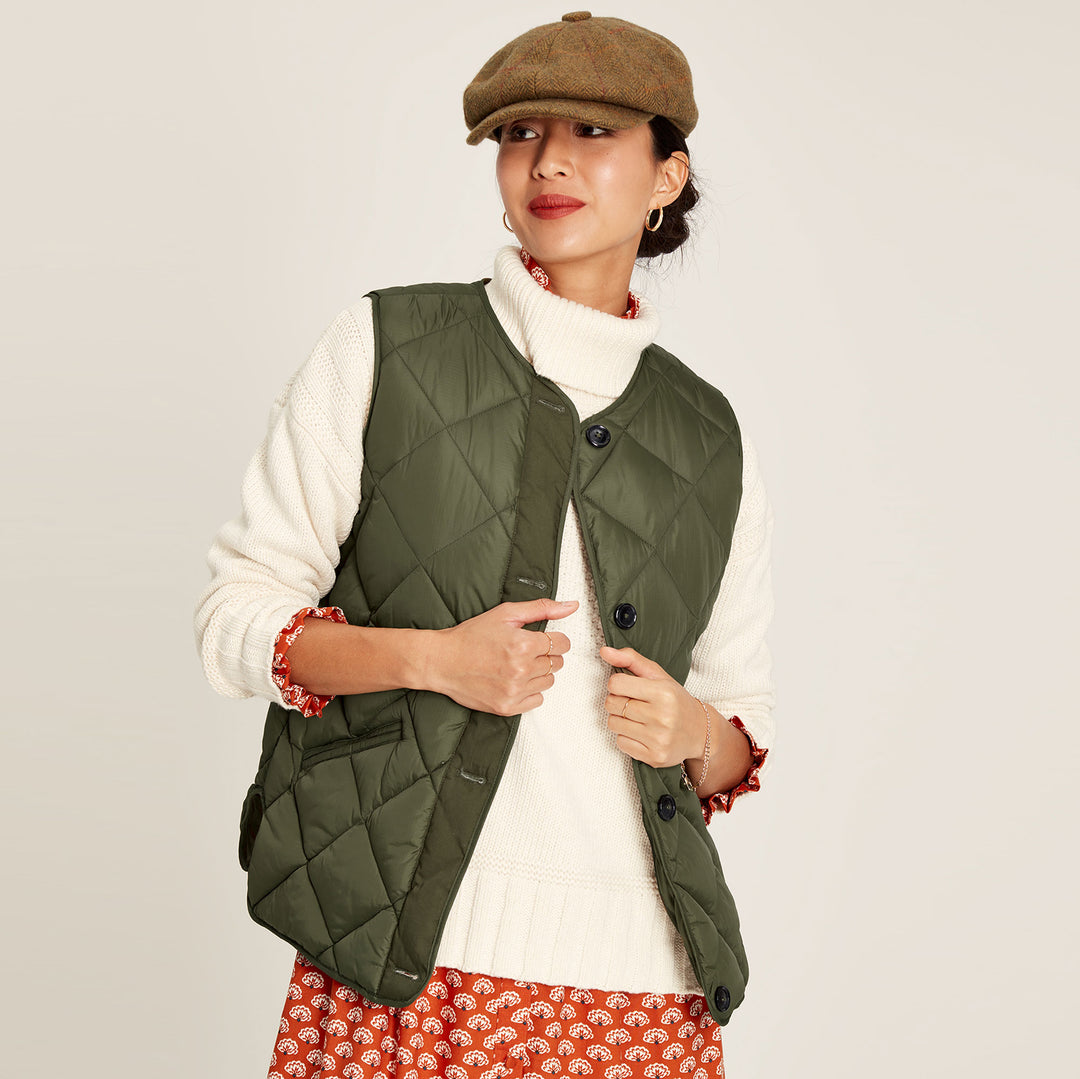 The Joules Ladies Radley Diamond Quilt Gilet in Green#Green