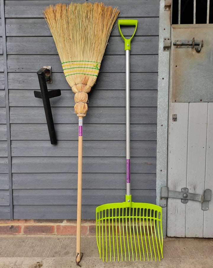 KM Elite Ultimate Corn Broom