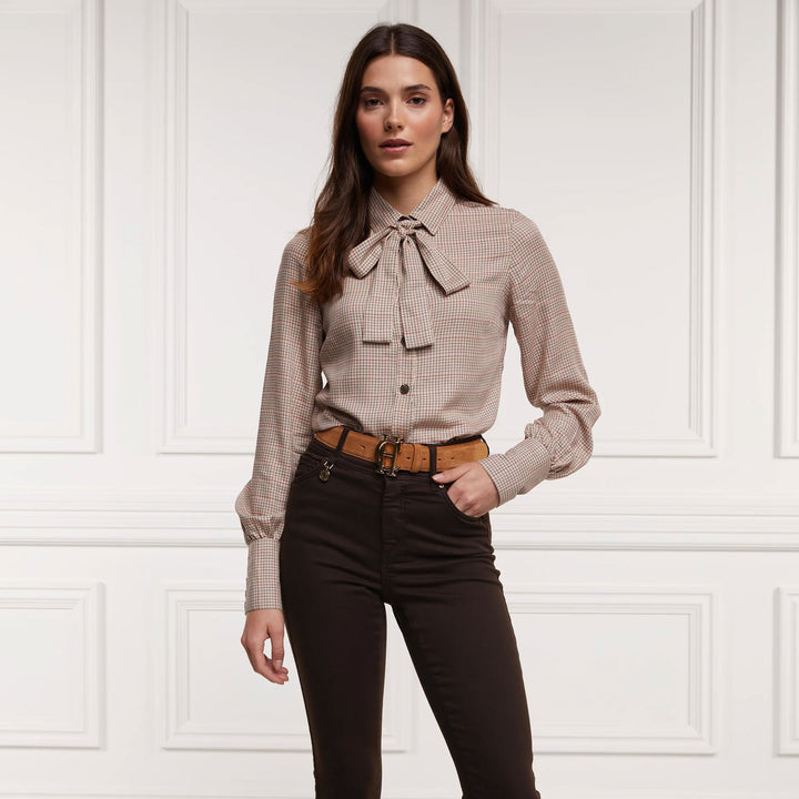 The Holland Cooper Ladies Heritage Shirt in Beige#Beige