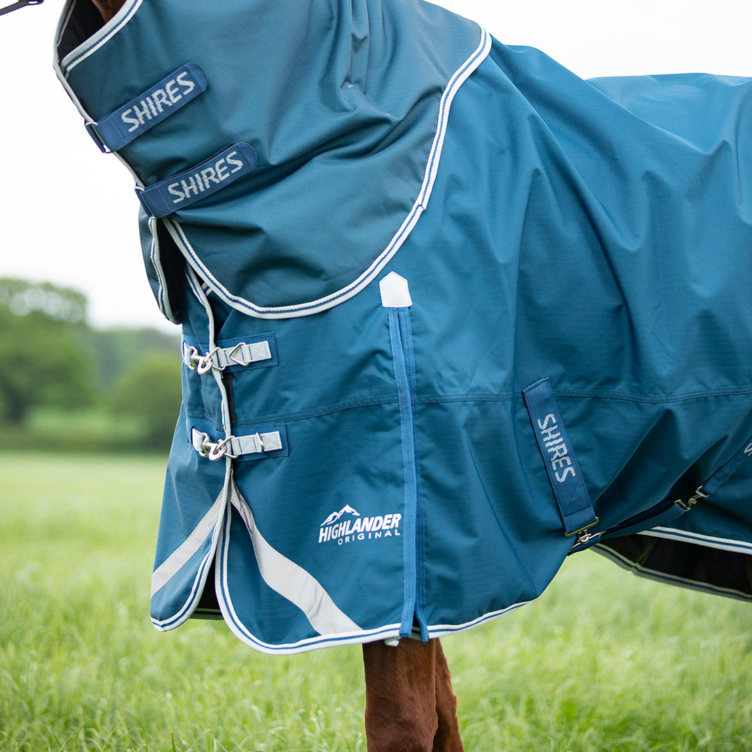 Shires Highlander Original 50g Turnout Rug & Neck Set