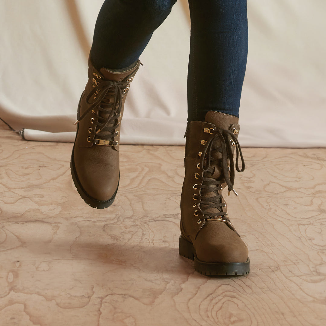 Fairfax & Favor Limited Edition Fog Nubuck Shearling Lined Anglesey Boot