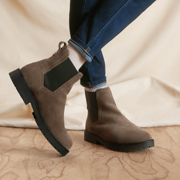 Fairfax & Favor Limited Edition Fog Suede Sheepskin Boudica Boot