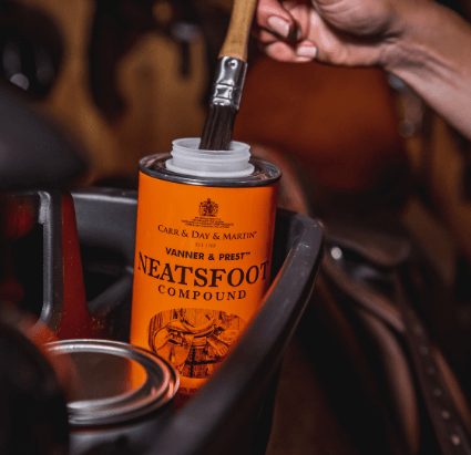 Carr & Day & Martin Vanner & Prest Neatsfoot Oil