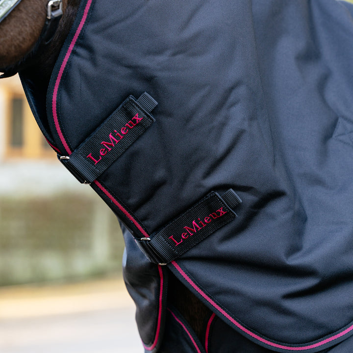 LeMieux Arika Storm-Tek 200g Detach-A-Neck Rug Black