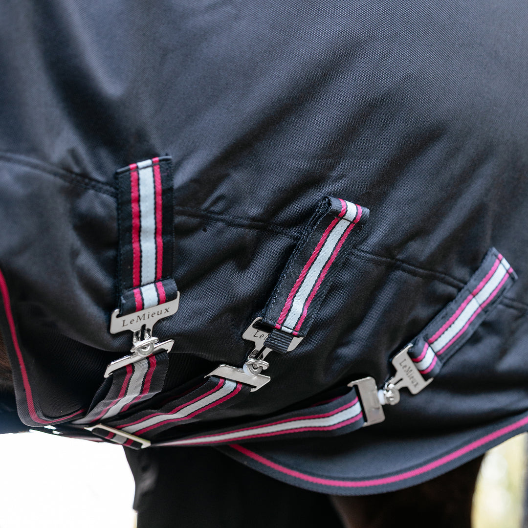 LeMieux Arika Storm-Tek 200g Detach-A-Neck Rug Black