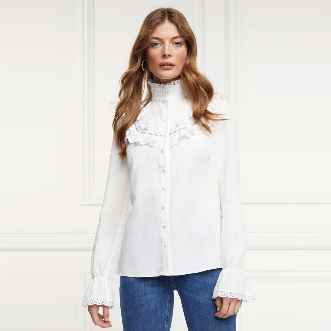 The Holland Cooper Ladies Audley Lace Blouse in White#White