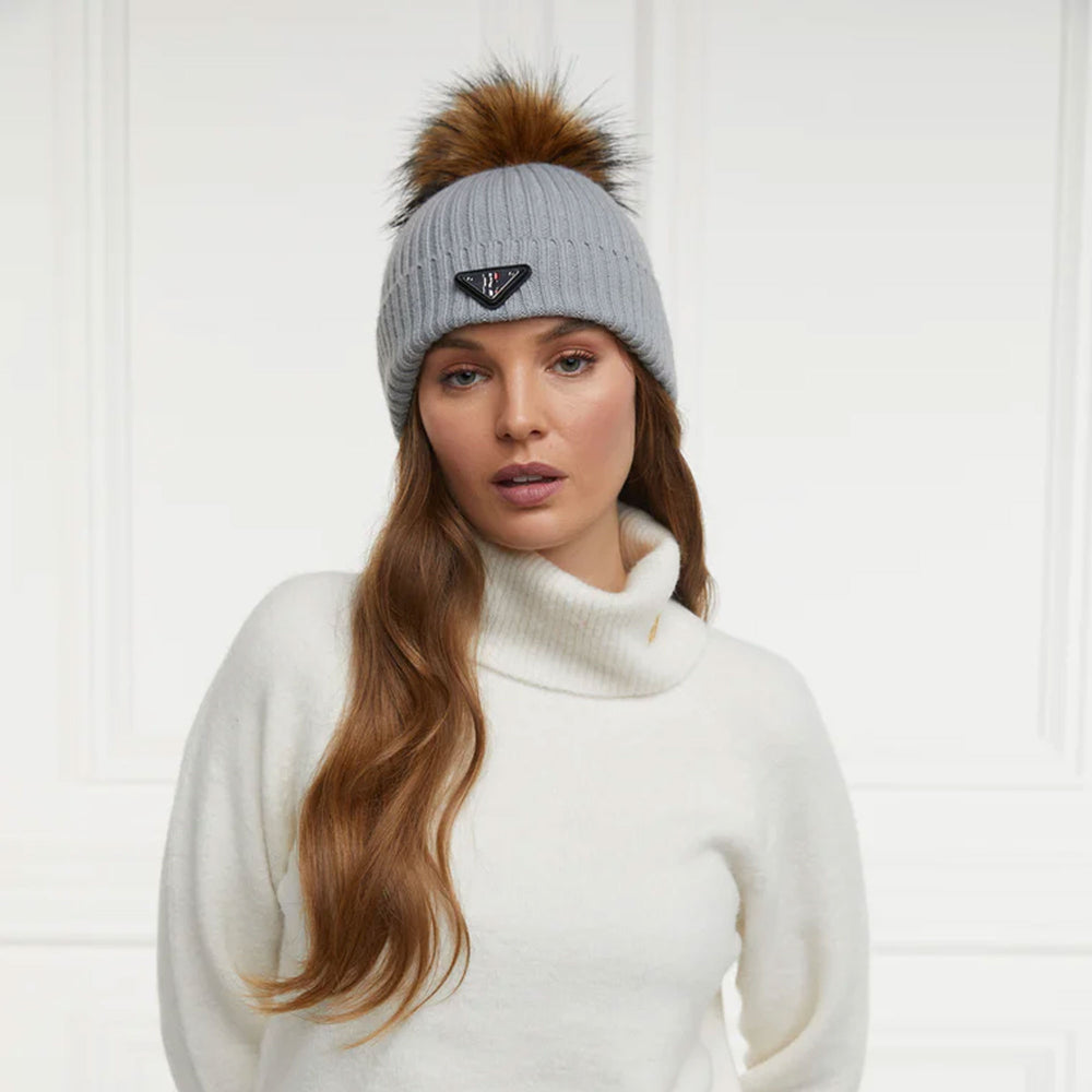 The Holland Cooper Ladies Burghley Bobble Hat in Grey#Grey