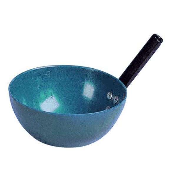 The Stubbs Feed Scoop in Blue#Blue
