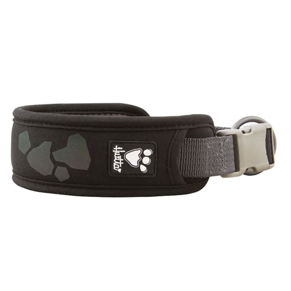 The Hurtta Weekend Warrior Dog Collar in Black#Black