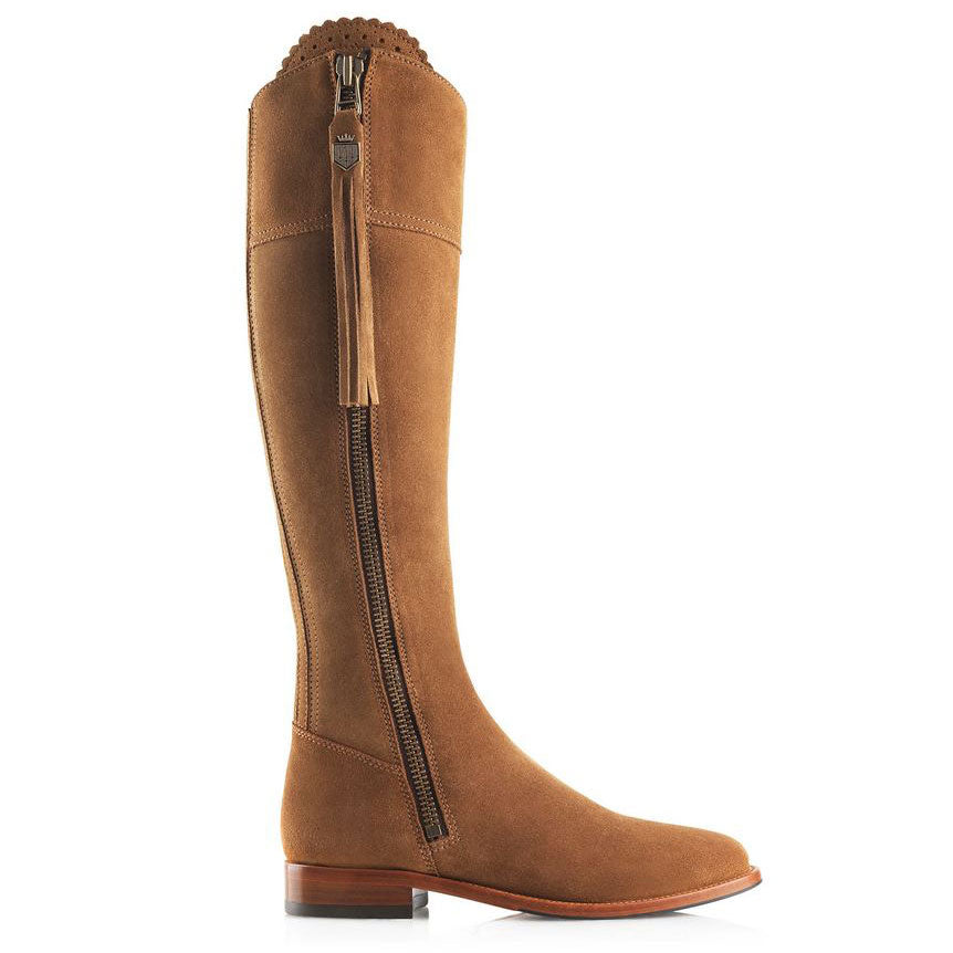 The Fairfax & Favor Ladies Narrow Regina Suede Flat Boot in Tan#Tan