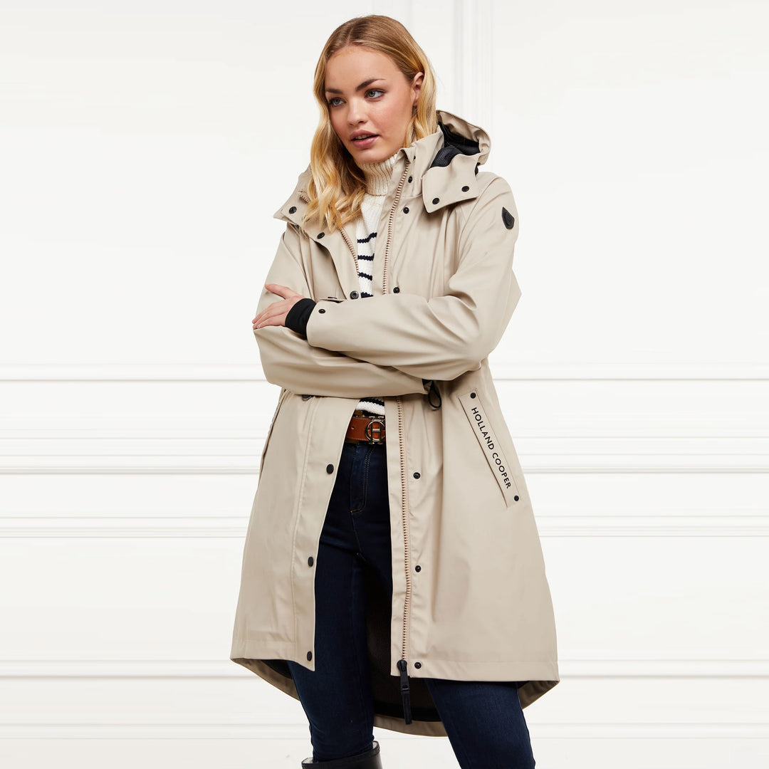 The Holland Cooper Ladies Chartwell Rain Parka in Beige#Beige