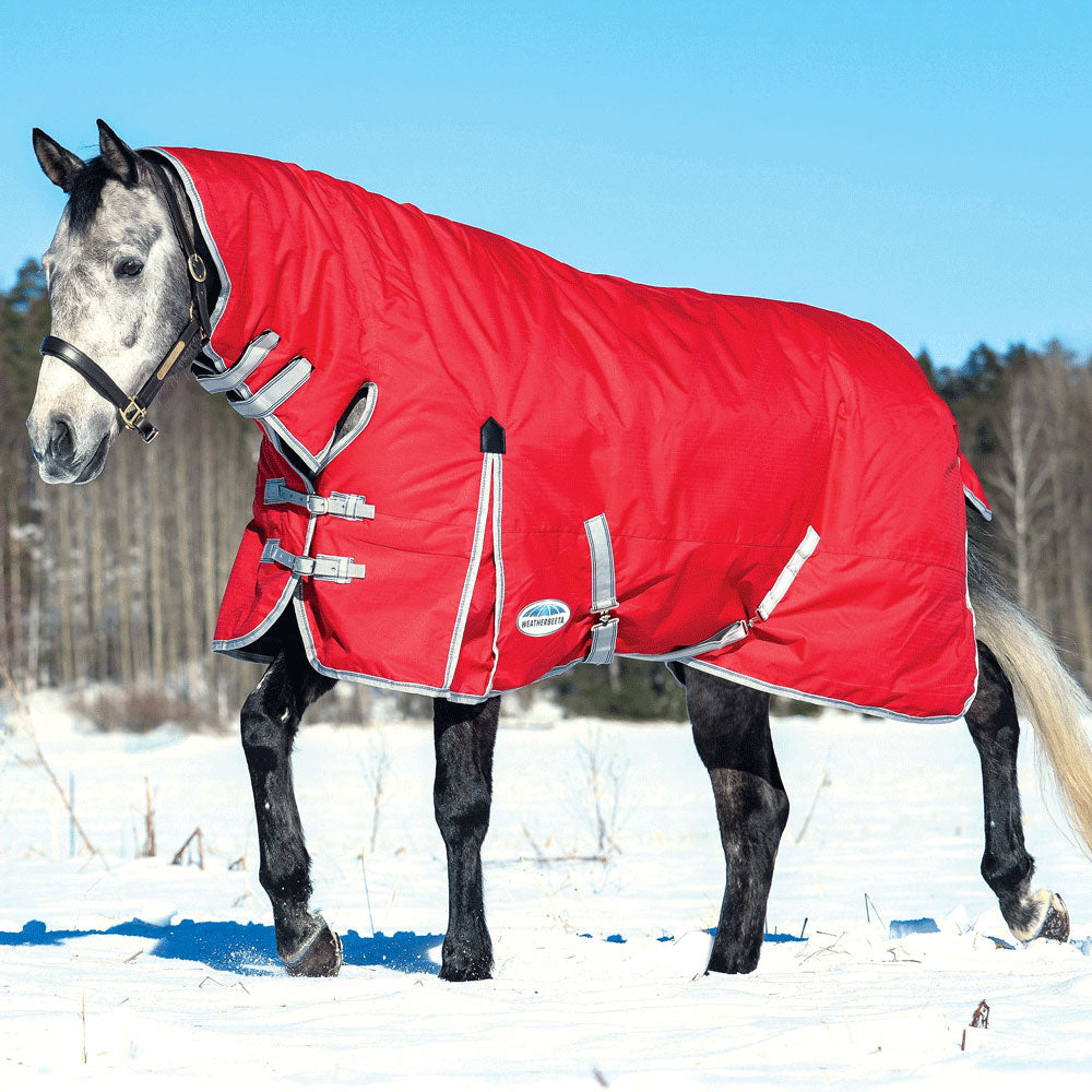 The Weatherbeeta Comfitec Classic 300g Heavy Combo Neck Turnout Rug in Red#Red