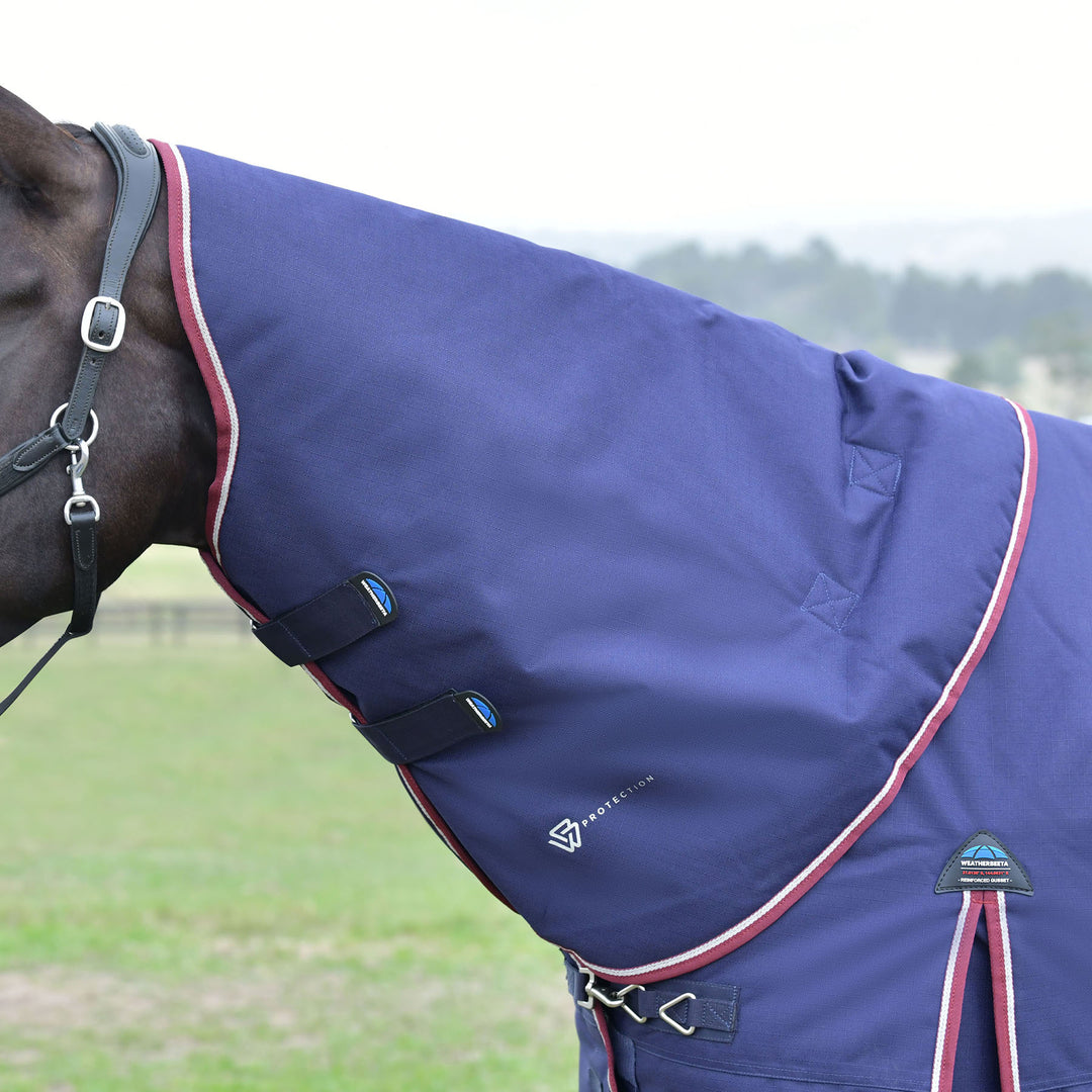 Weatherbeeta Comfitec Essential 220g Detach-A-Neck Turnout