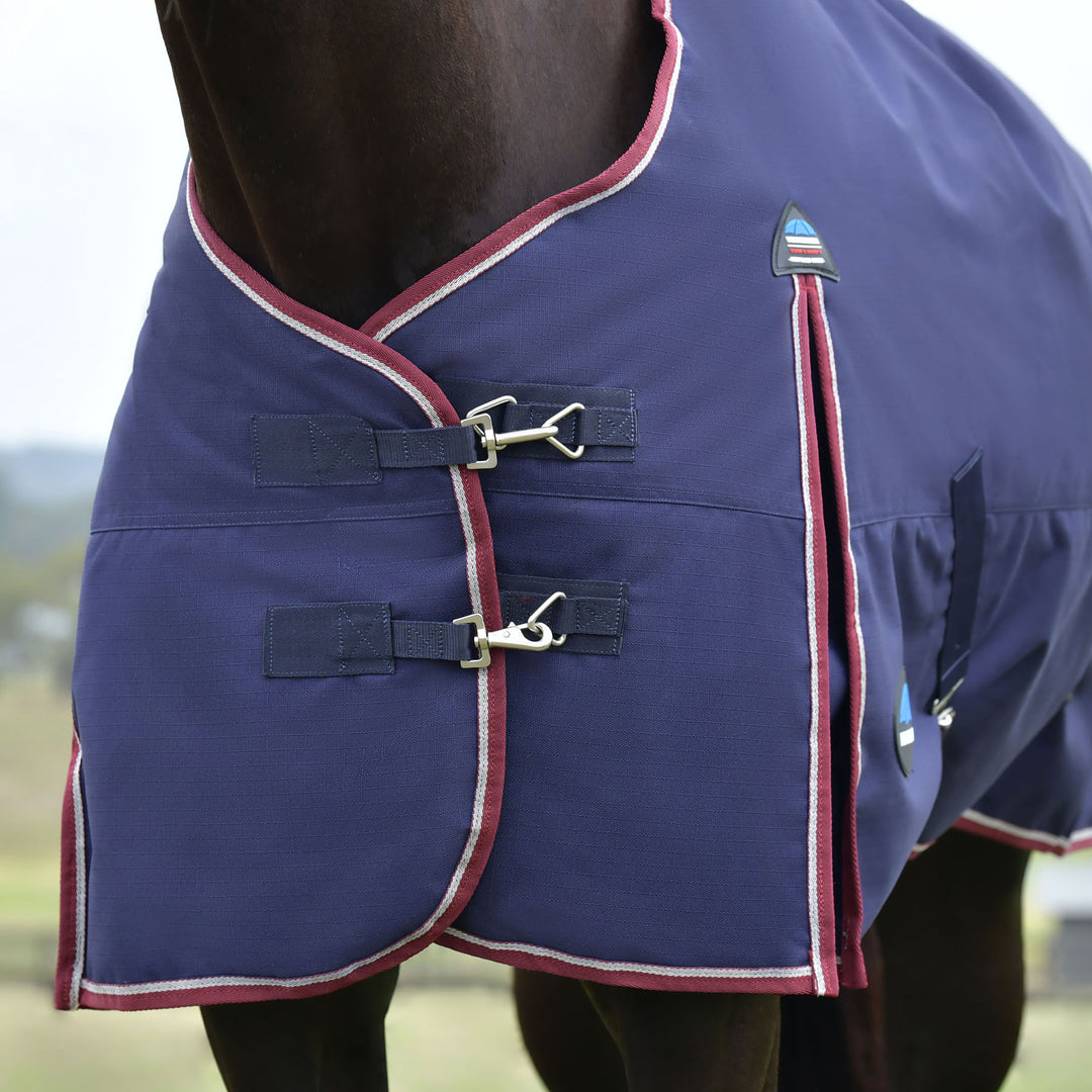 Weatherbeeta Comfitec Essential 220g Standard Turnout