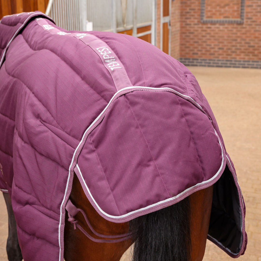 Shires Tempest Original 300g Stable Rug & Neck