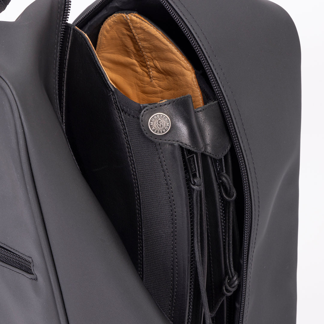 Aubrion React Hat, Whip & Boot Bag