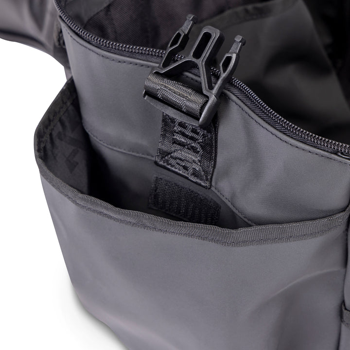 Aubrion React Large Grooming Kit Bag