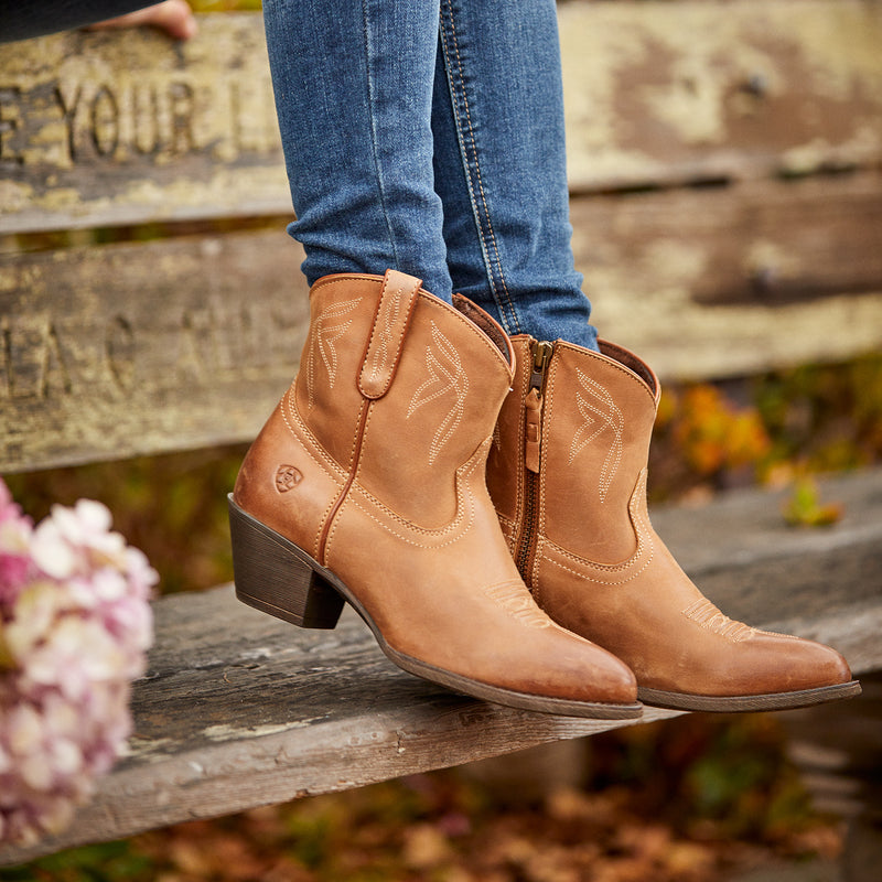 Ariat Darlin Western Boots