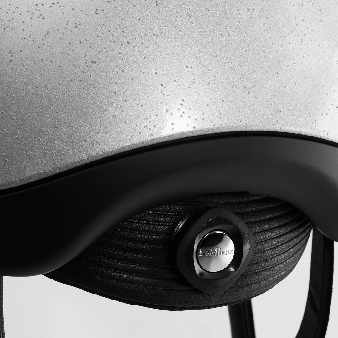 LeMieux Vexa Skull Helmet