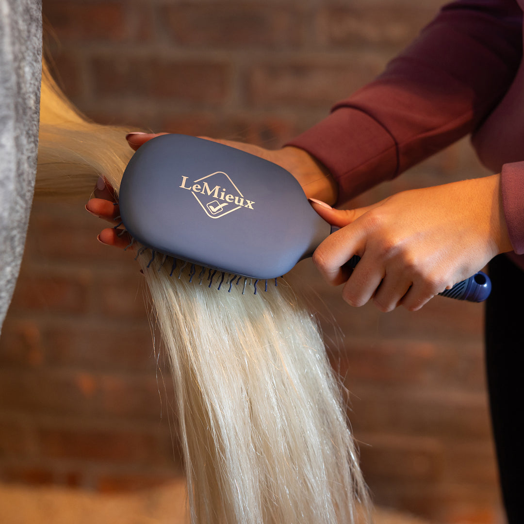 LeMieux Tangle Tidy - Powder Blue