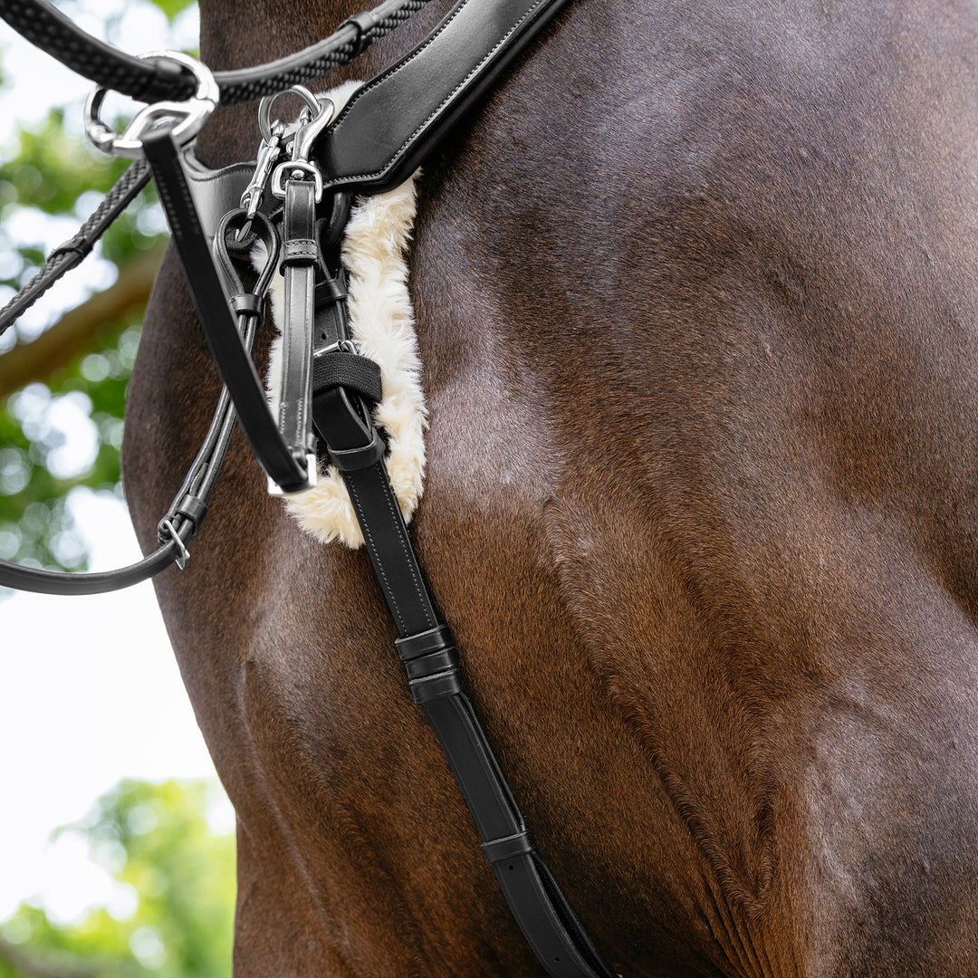 LeMieux Kudos 5 Point Bridge Breastplate
