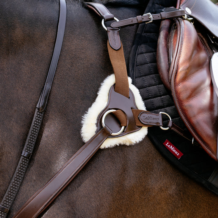 LeMieux Kudos 5 Point Bridge Breastplate