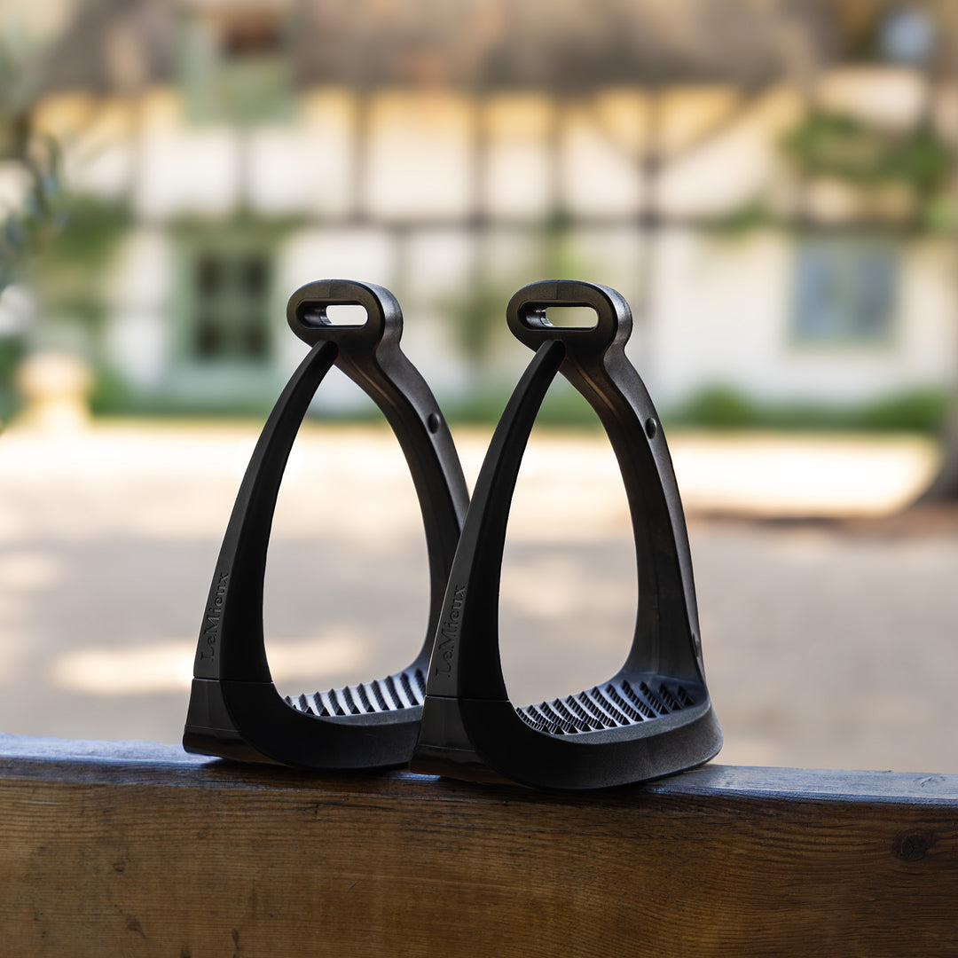 LeMieux VectorFlex Stirrup