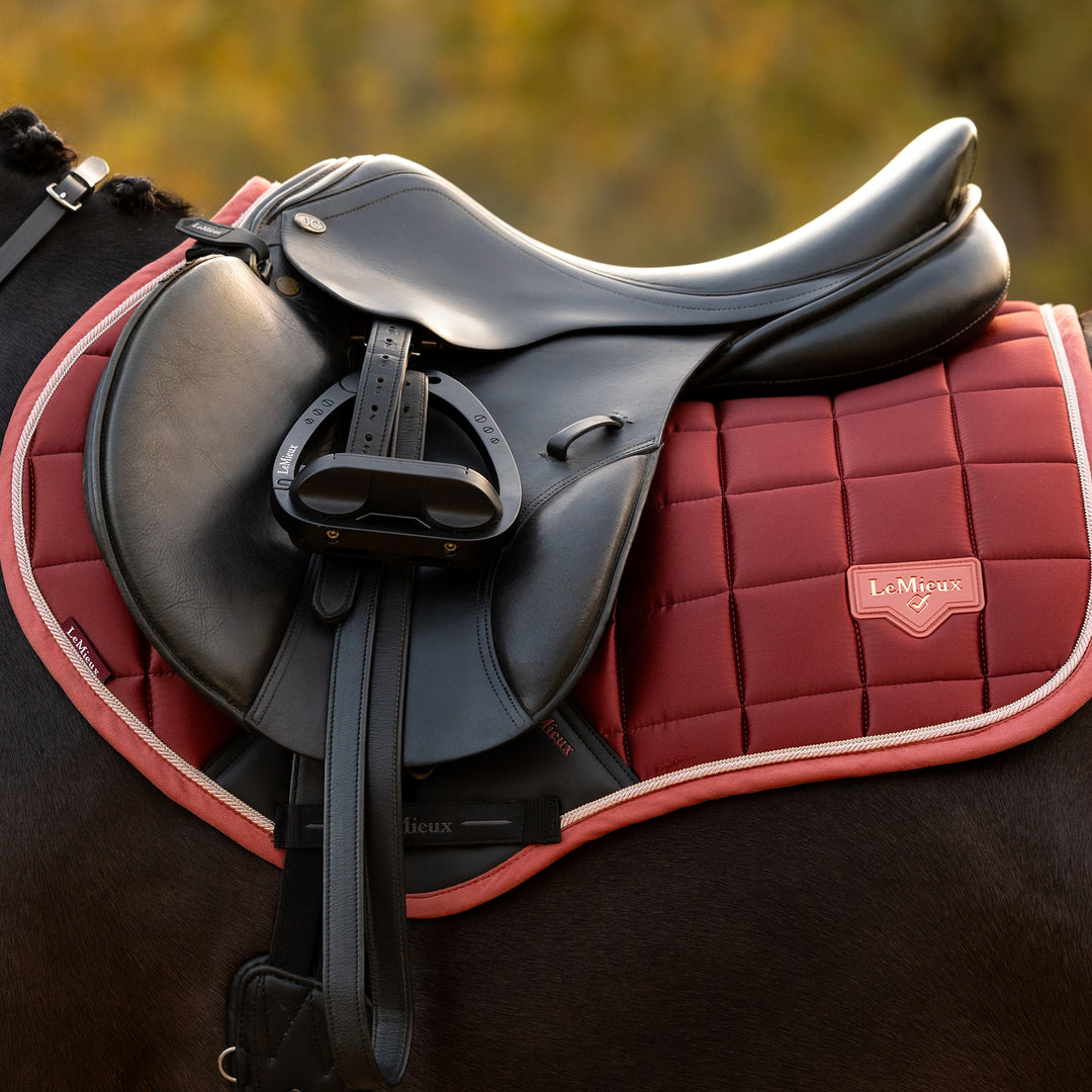 LeMieux Loire Classic Close Contact Square - Russet