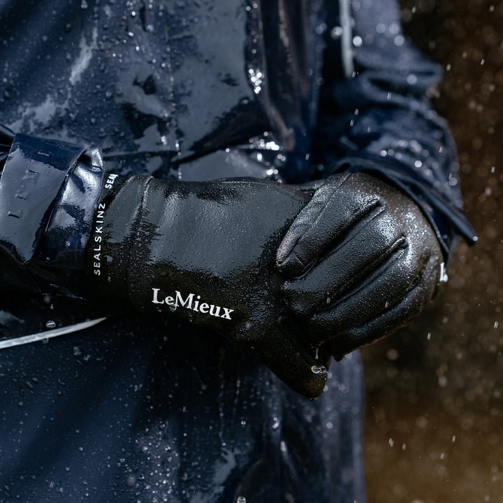 LeMieux x Sealskinz Lightweight Waterproof Glove