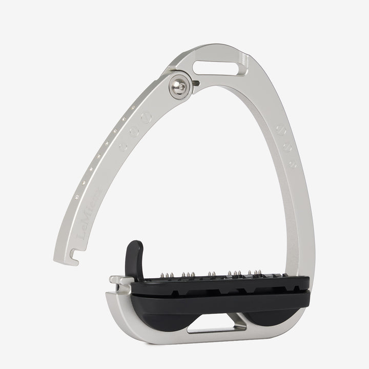 LeMieux Brilliance Vector Balance Stirrup