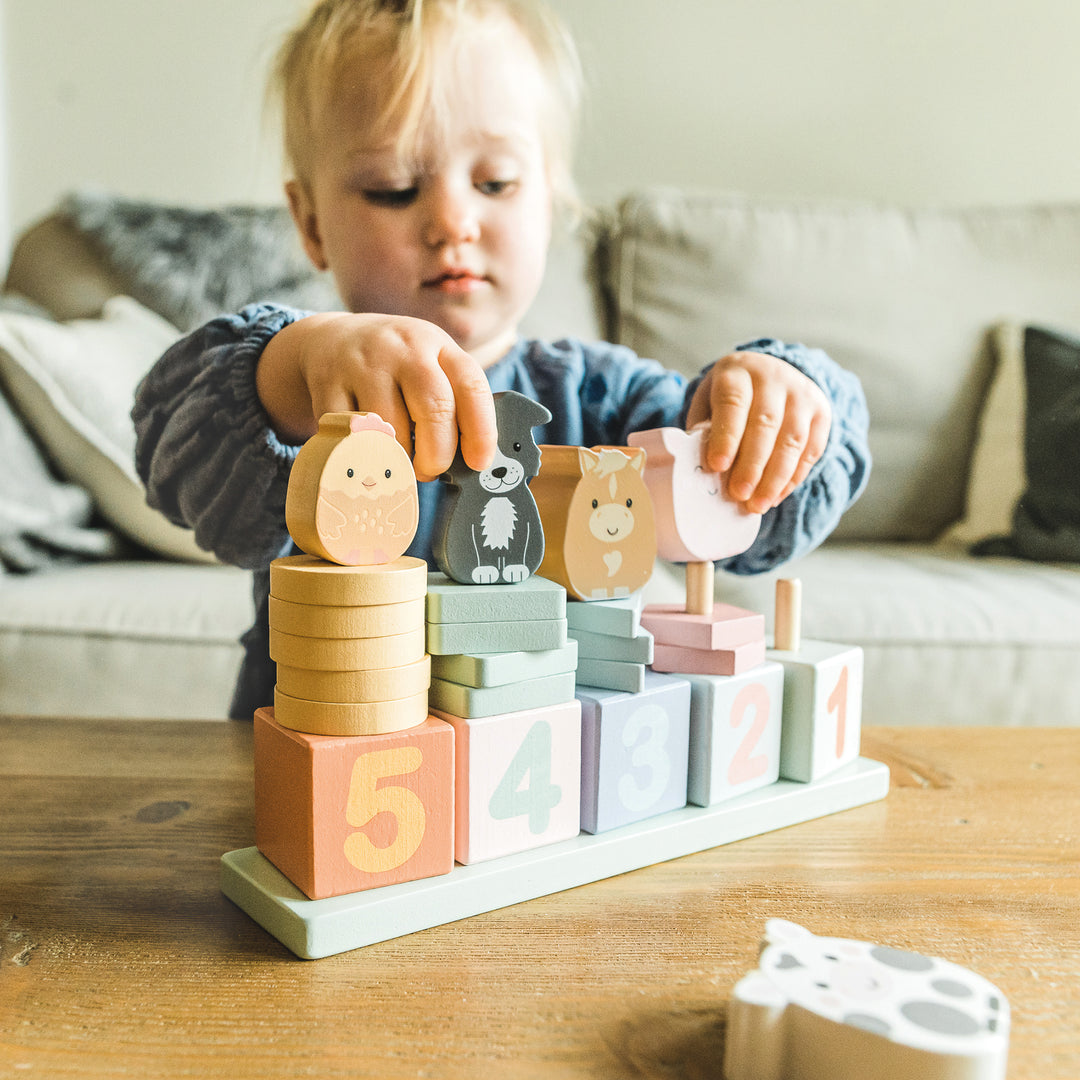 Orange Tree Toys Farmyard Animal Counting Game