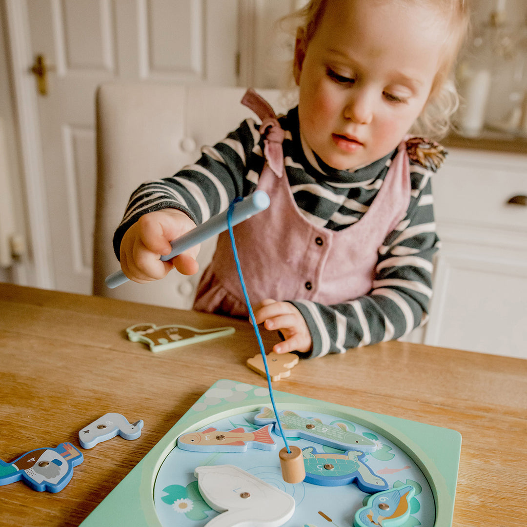 Orange Tree Toys Lake Dipping Game