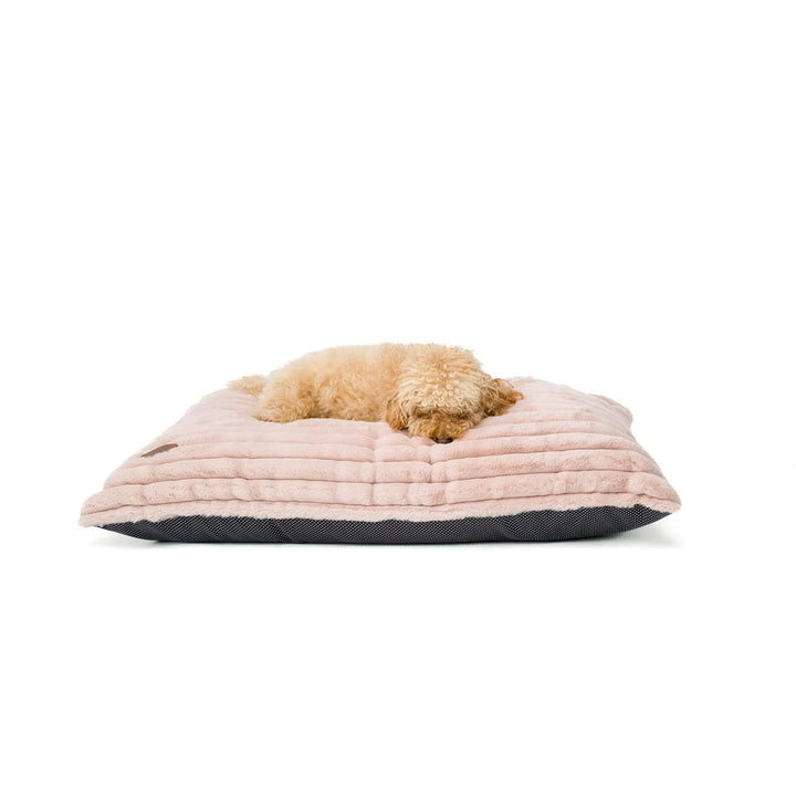 Snug & Cosy Alaska Faux Fur Dog Lounger