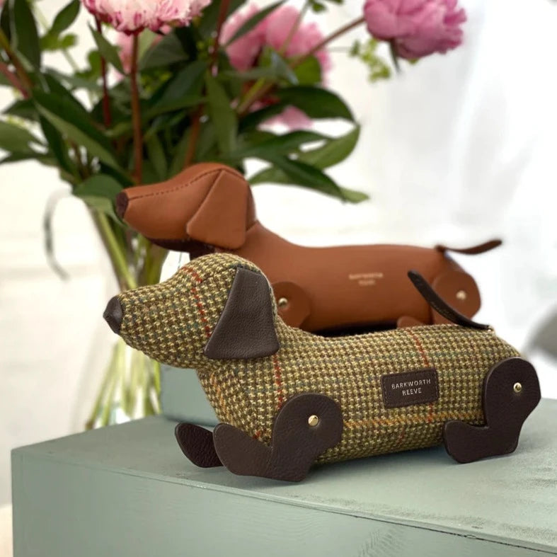 Barkworth Reeve Pickles the Dachshund Zipped Case