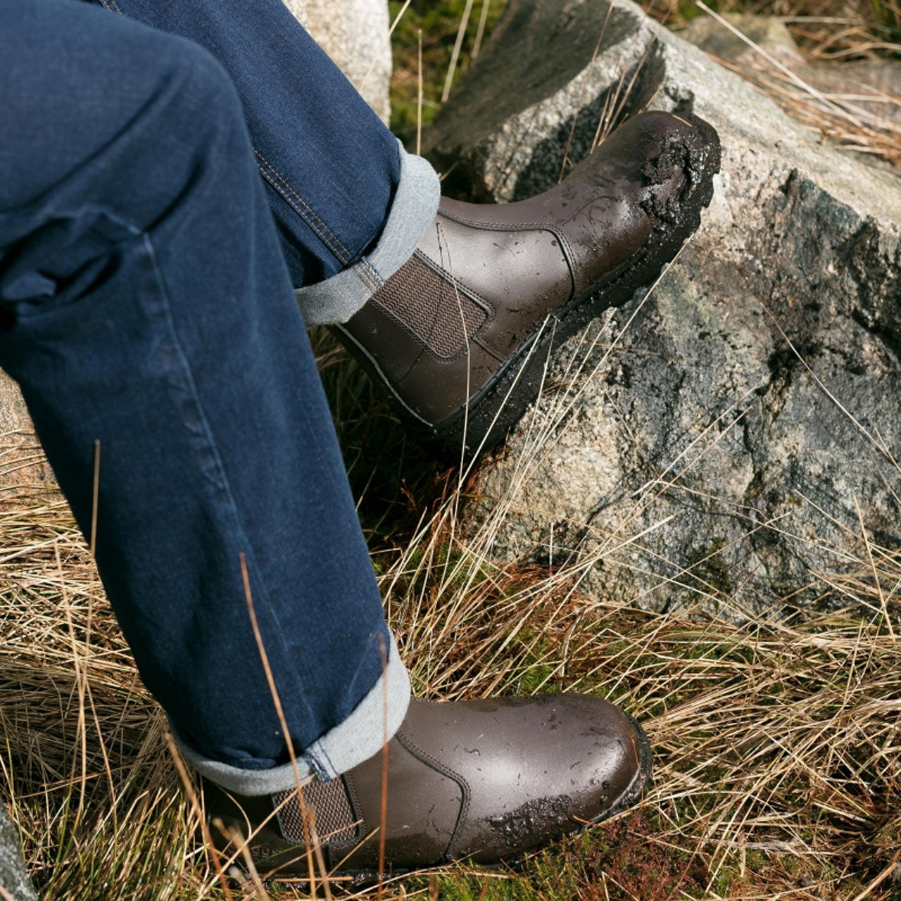 Hoggs dealer boots online