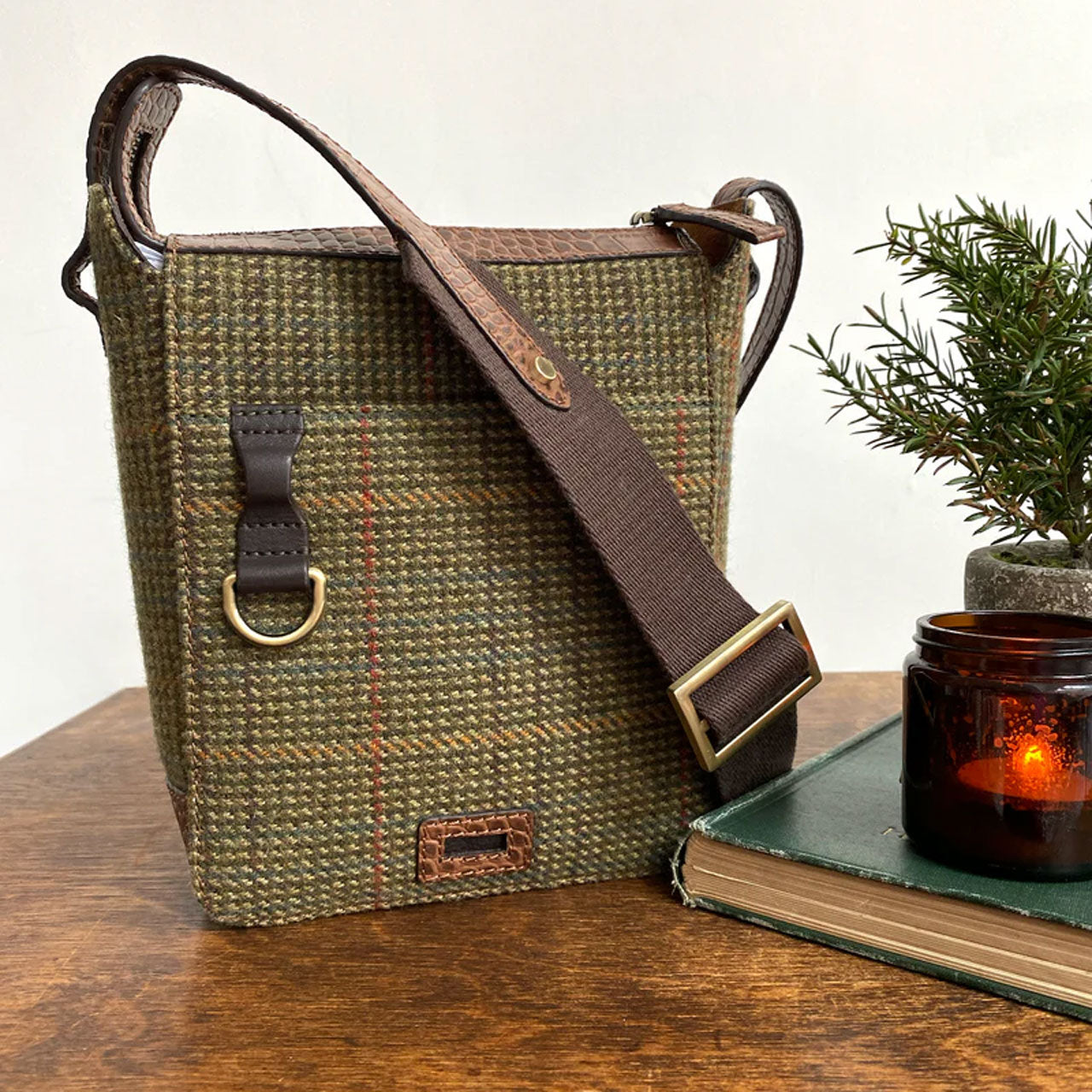 Barkworth Reeve Hackthorn Tweed Leather Cross Body Bag - Tweed