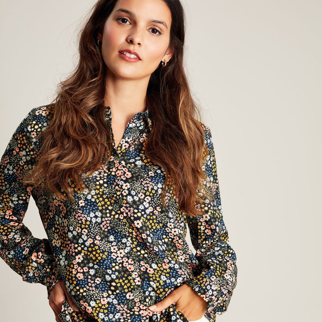 The Joules Ladies Kalina Concealed Placket Shirt in Navy Floral#Navy Floral