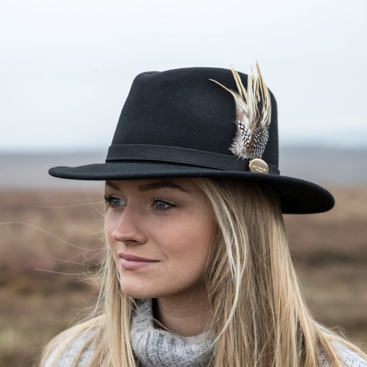 Hicks & Brown Suffolk Fedora Fawn Side Feather