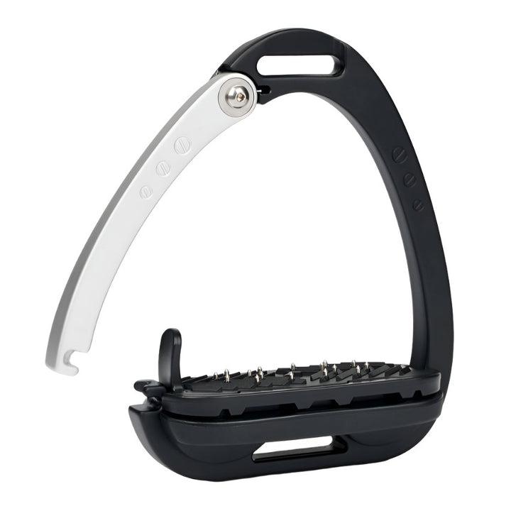 The LeMieux Vector Balance Stirrup#Black / Silver