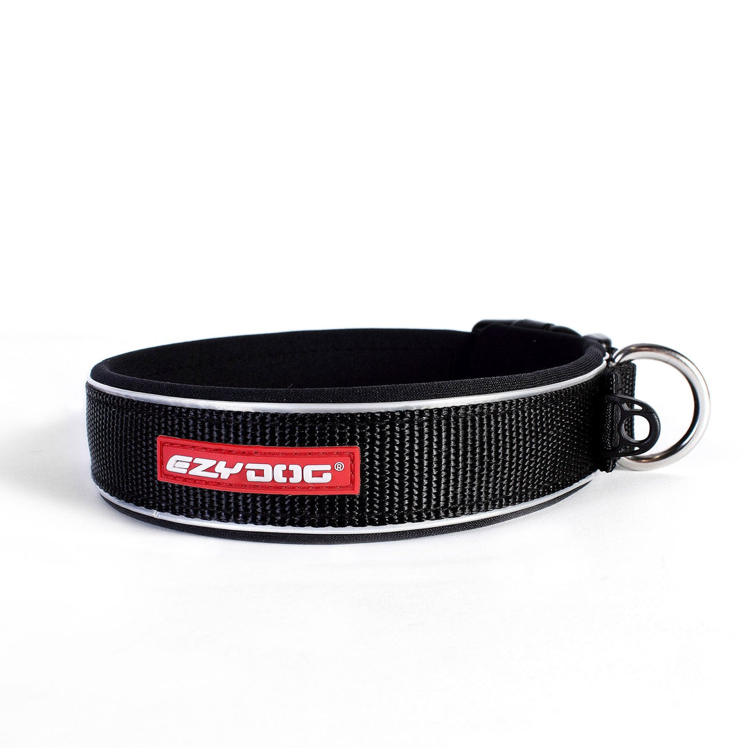 The EzyDog Classic Neoprene Dog Collar in Black#Black