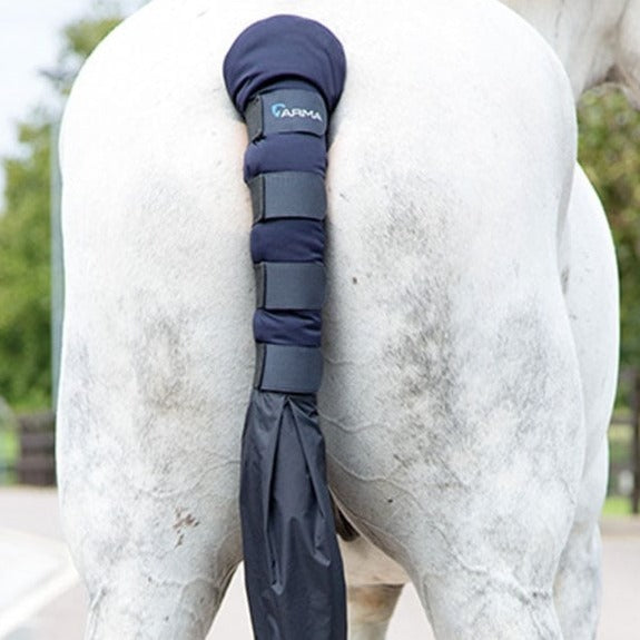 The Shires Arma Padded Tail Guard With Bag in Navy#Navy