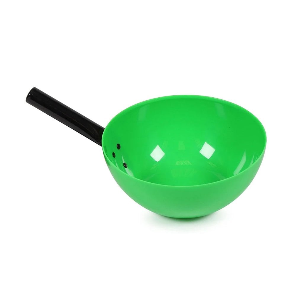 The Shires Ezi-Kit Feed Scoop in Green#Green