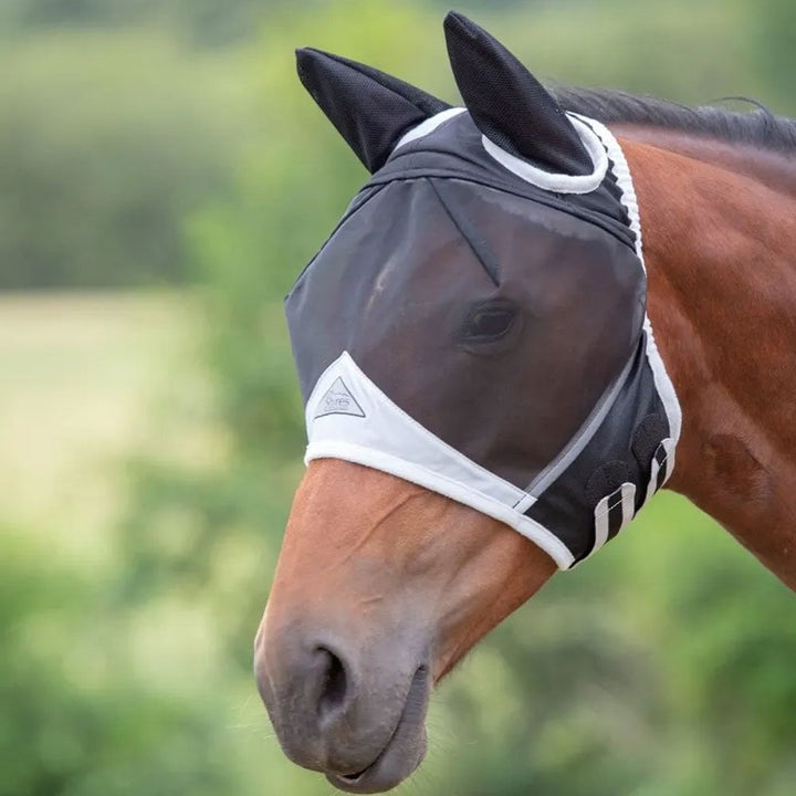 The Shires Fine Mesh Fly Mask with Ears in Black#Black