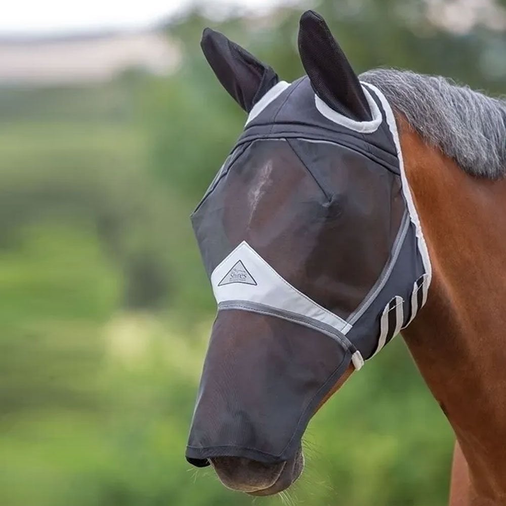 The Shires Fine Mesh Fly Mask with Ears & Nose in Black#Black