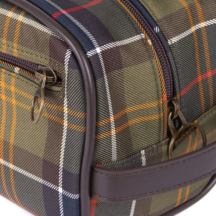 Barbour Mens Tartan Washbag