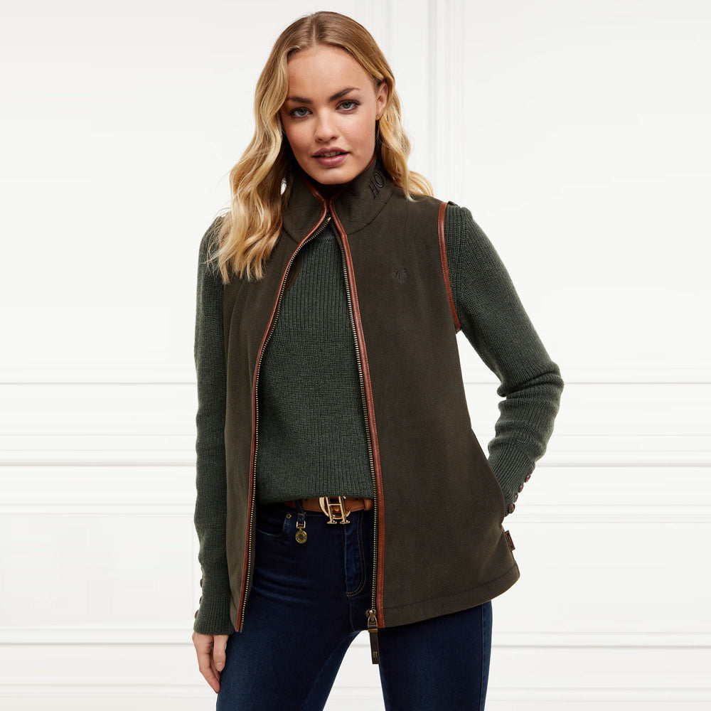 The Holland Cooper Ladies Country Fleece Gilet in Khaki#Khaki