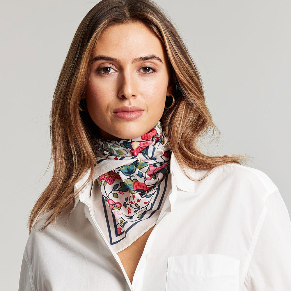 The Joules Ladies Parlow Cotton Square Scarf in Beige Print#Beige Print